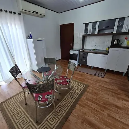 Ape No Coracao De Tt Apartment Treze Tilias Exterior photo